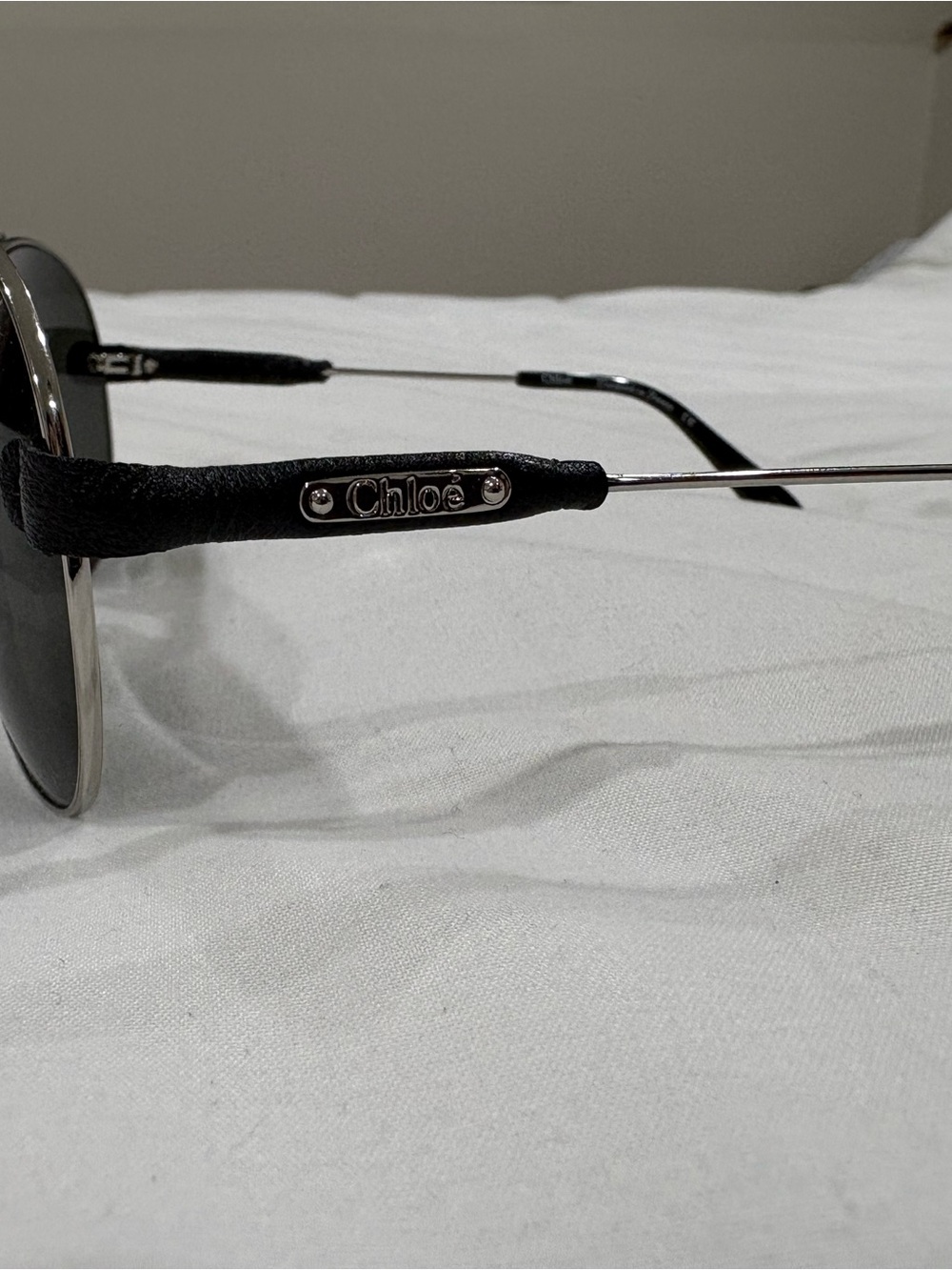 Chloé aviatar Sunglasses in Black and Silver